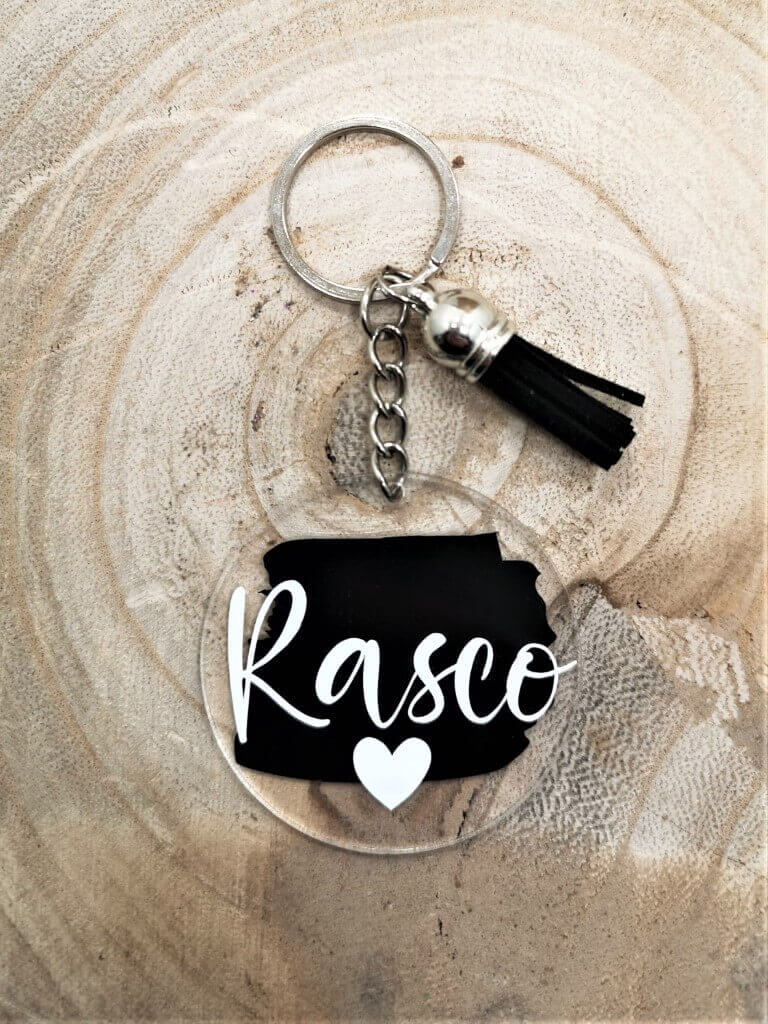 Gepersonaliseerde sleutelhanger met naam "Rasco" - Zwart met wit