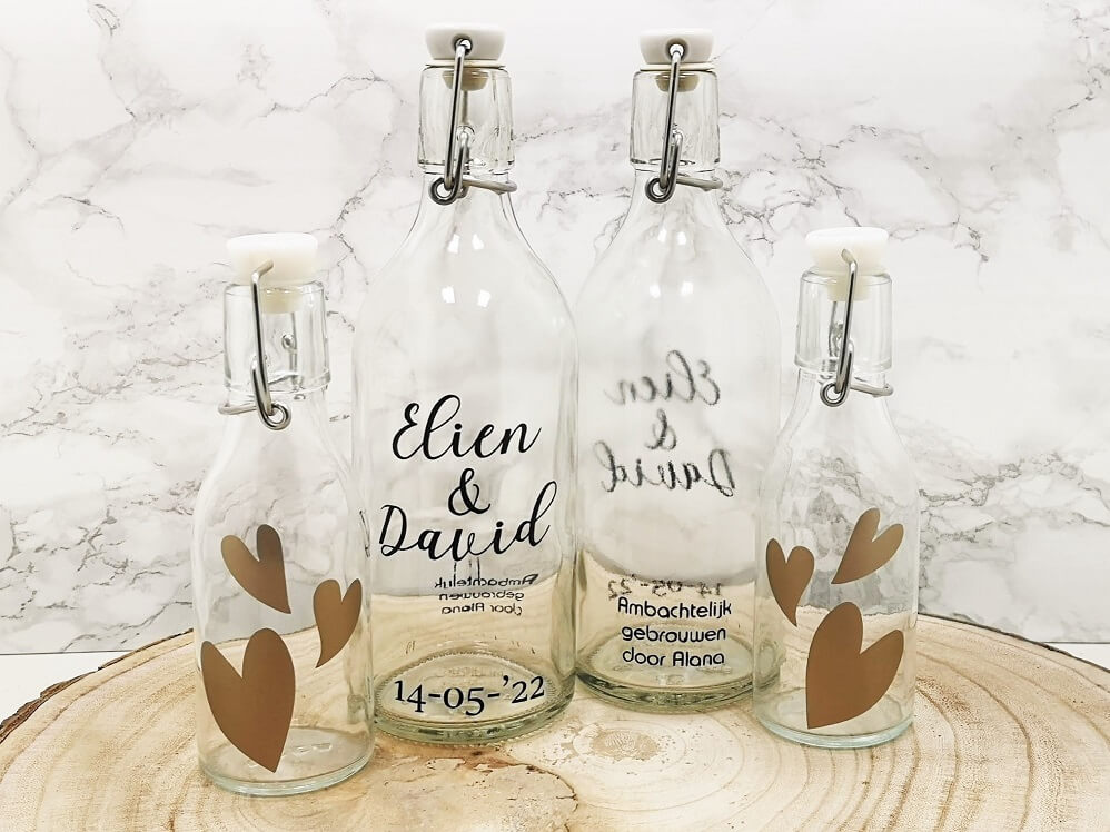 Gepersonaliseerde beugelfles limoncello trouwcadeau
