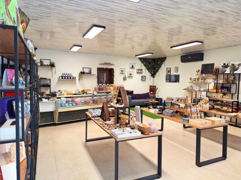 De transformatie van leegstaande buurtwinkel naar levendige cadeauwinkel