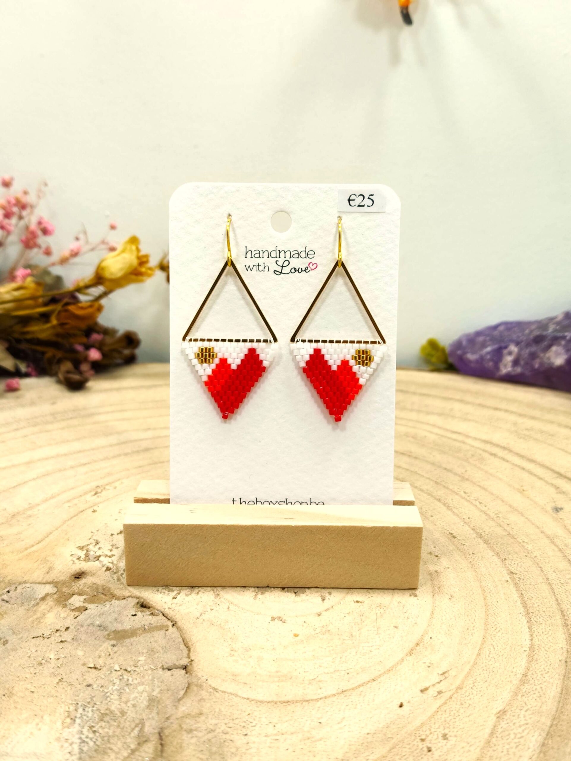 Driehoekige oorhangers met Miyuki rood en wit