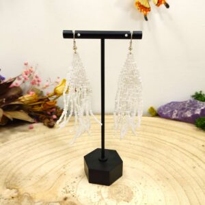 Franje oorhangers wit en kristal