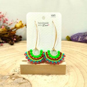 Halfronde oorhangers hematiet en Swarovski parels