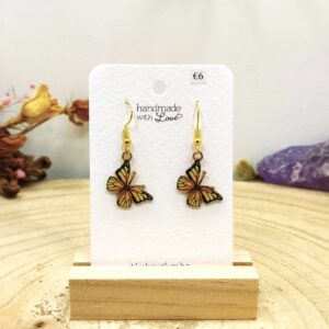 Oorhangers gele vlinder