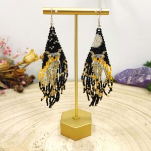 Franje oorhangers uil