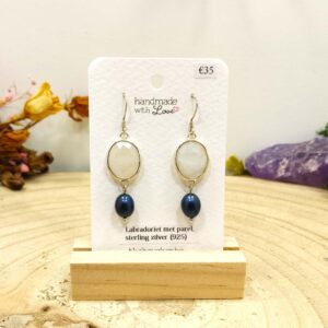 Oorhangers labradoriet met parel