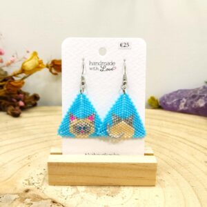 Driehoekige oorhangers beige- grijze kat