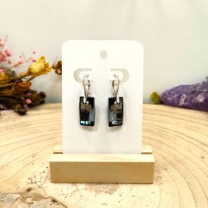 Zwarte rechthoekige Swarovski oorhangers