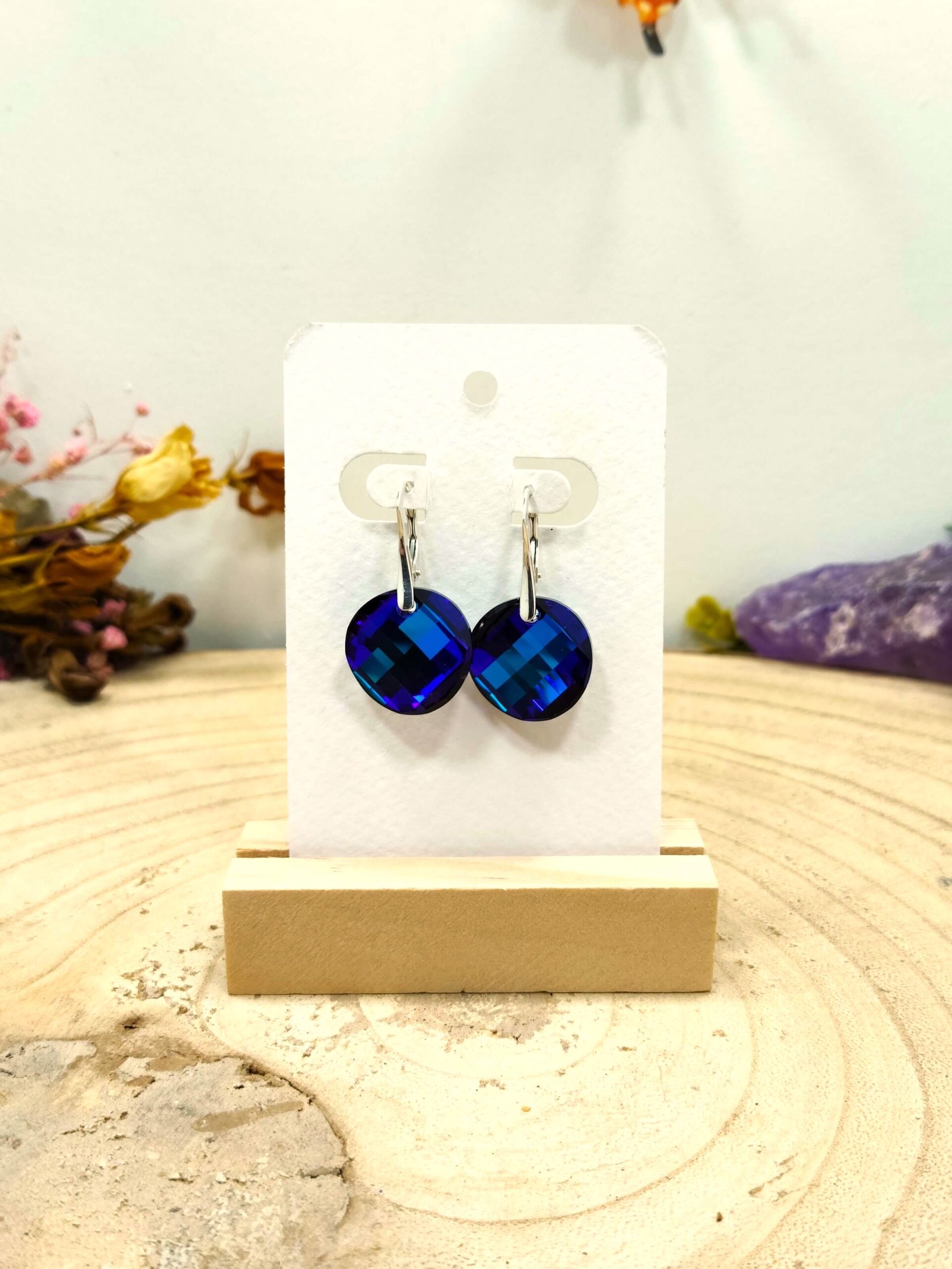 Blauwe ronde Swarovski oorhangers