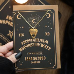 Wenskaart met Ouija planchette ketting