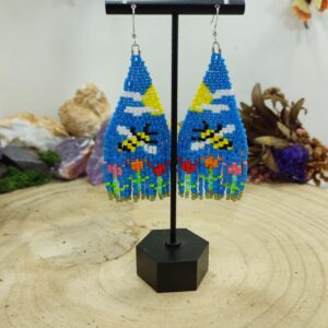 Franje oorhangers bijtjes en bloemen